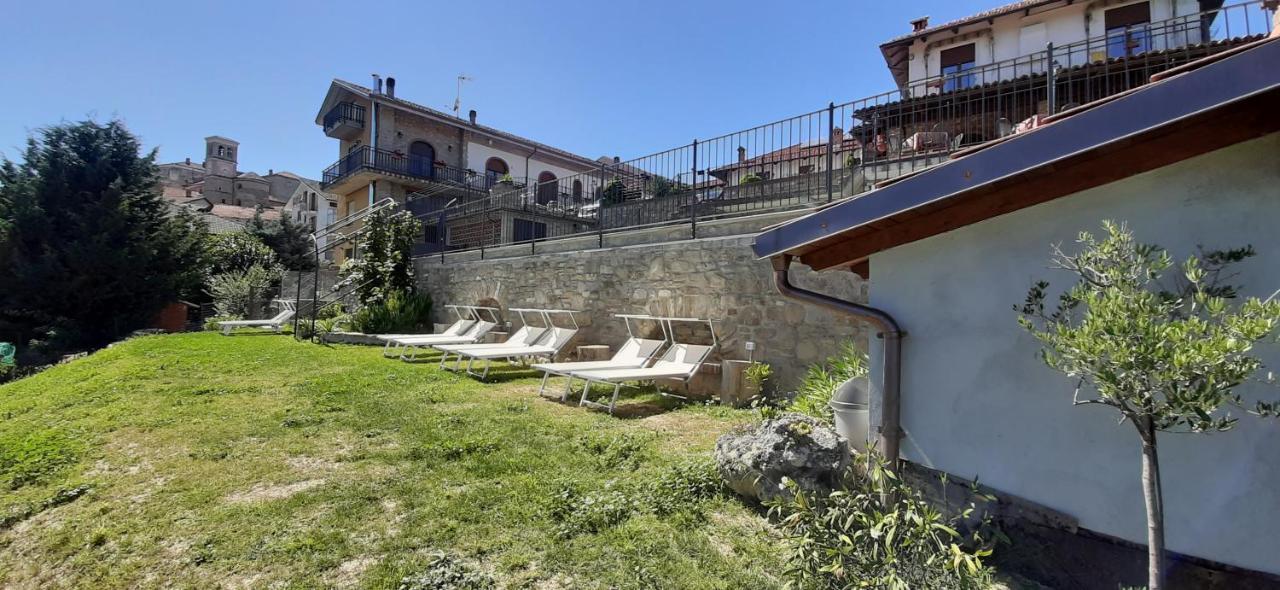 Ristorante Albergo Da Maurizio Cravanzana Bagian luar foto