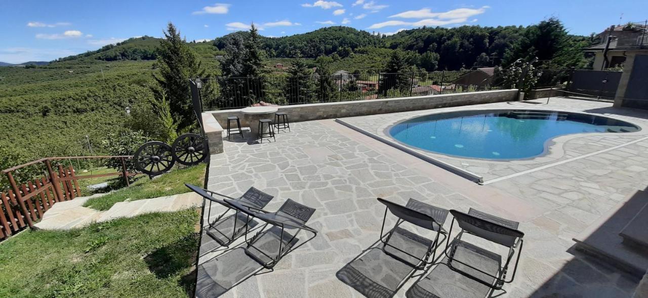 Ristorante Albergo Da Maurizio Cravanzana Bagian luar foto