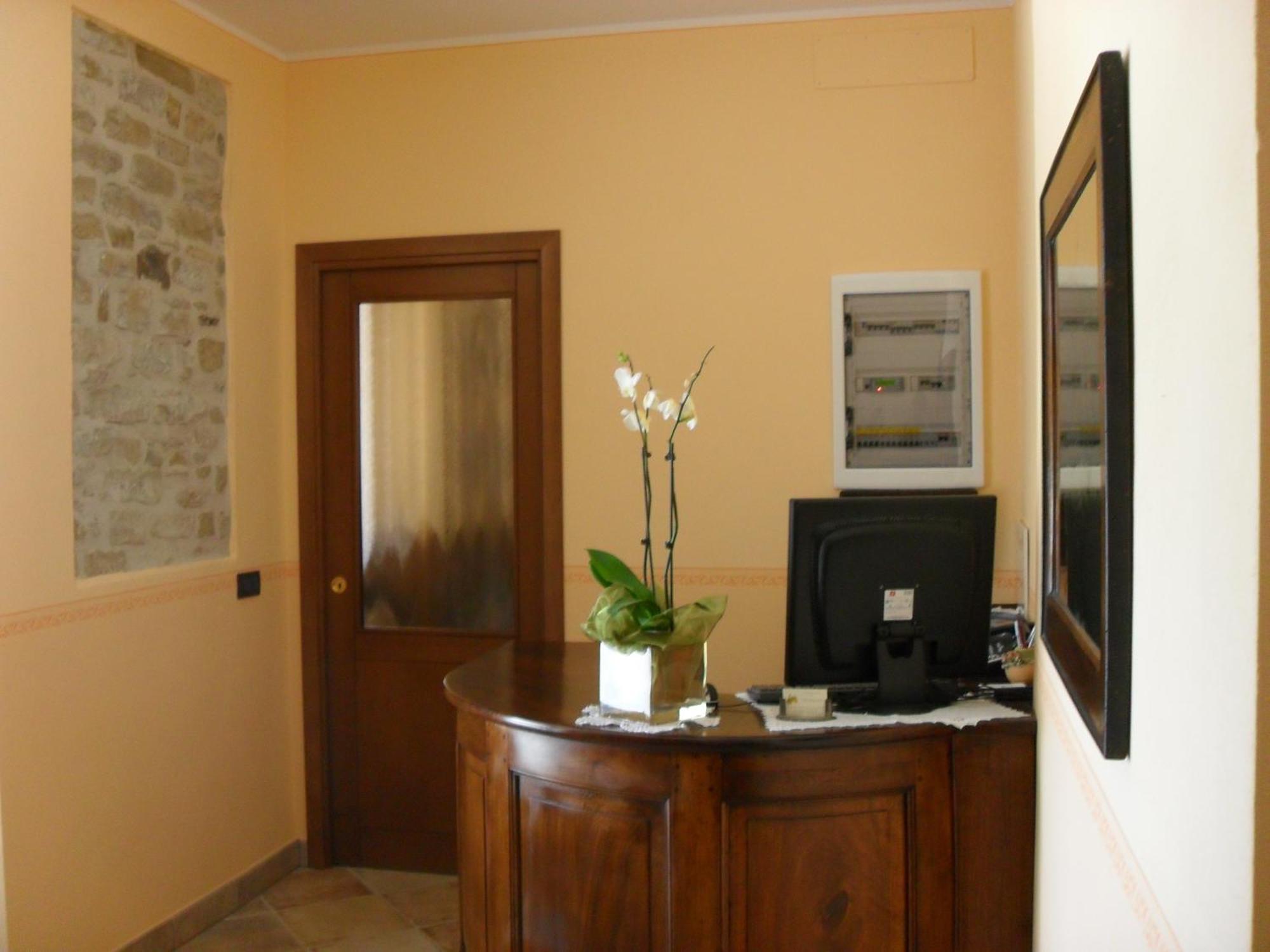 Ristorante Albergo Da Maurizio Cravanzana Bagian luar foto