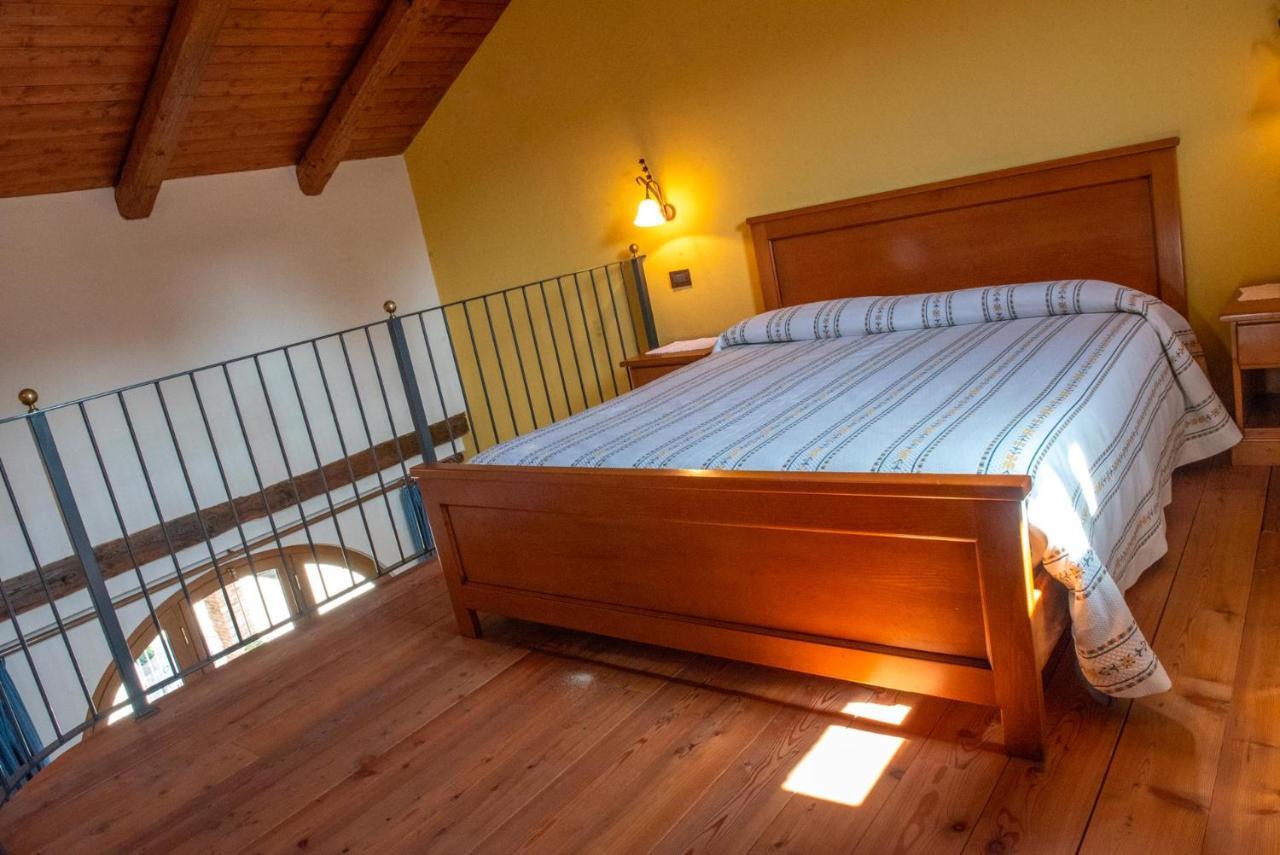 Ristorante Albergo Da Maurizio Cravanzana Bagian luar foto
