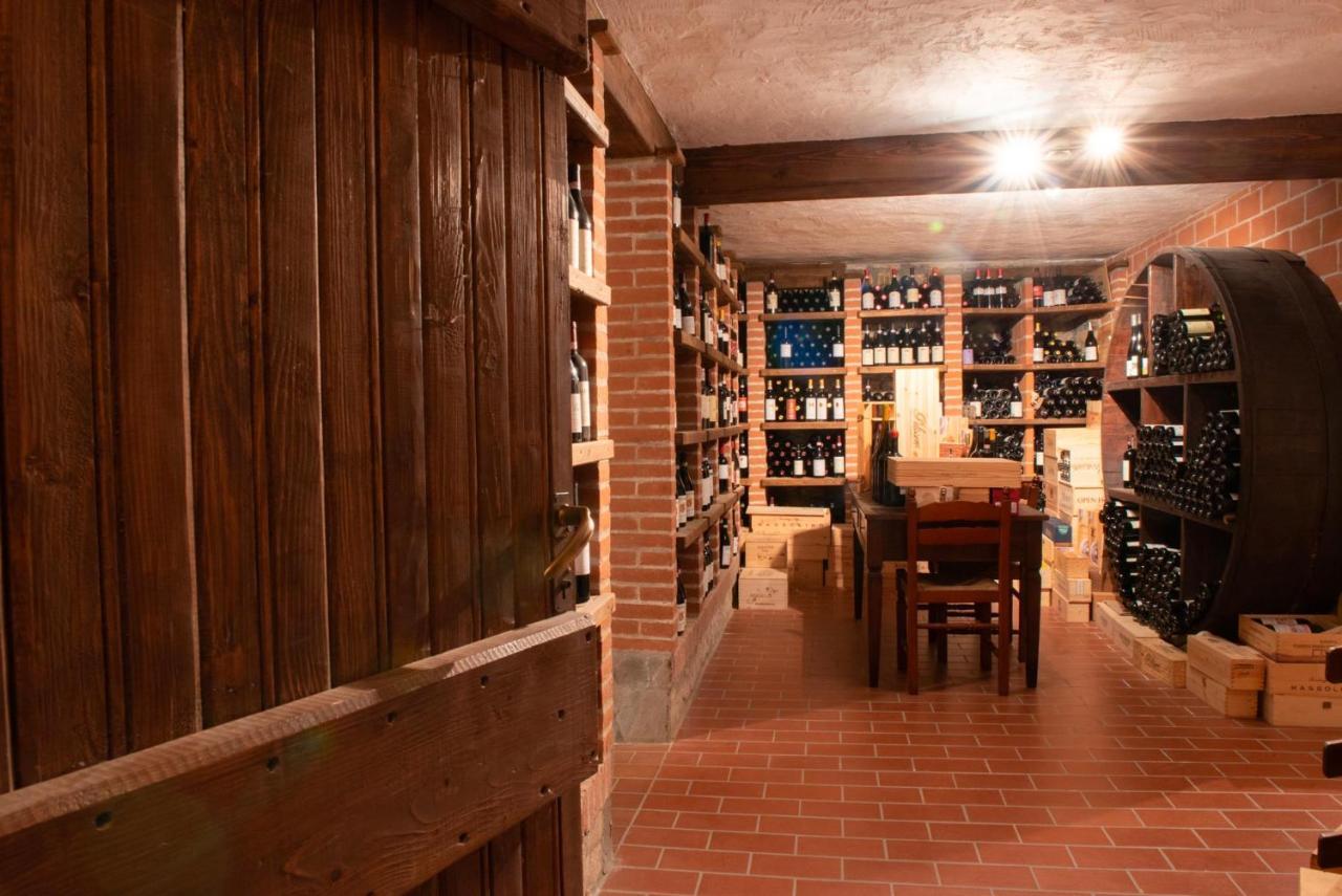 Ristorante Albergo Da Maurizio Cravanzana Bagian luar foto