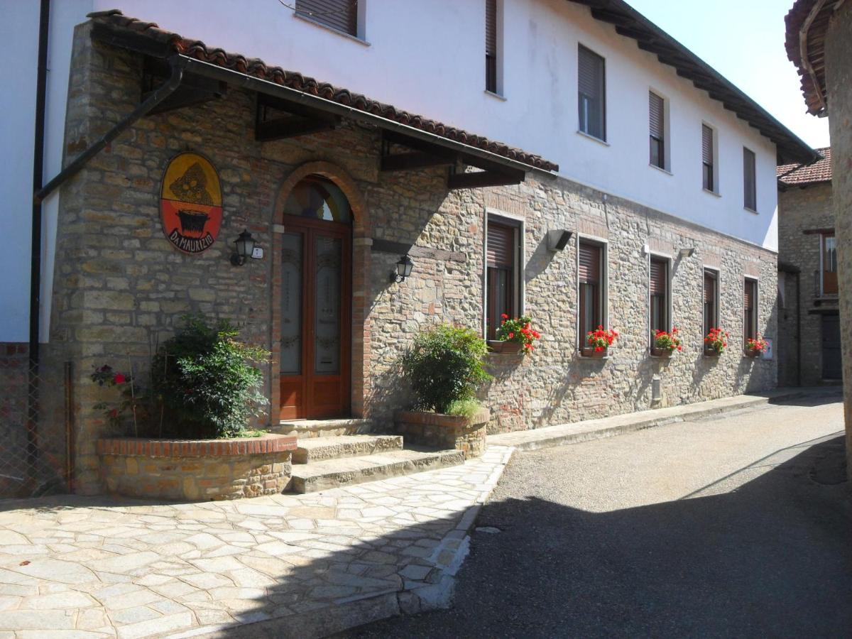 Ristorante Albergo Da Maurizio Cravanzana Bagian luar foto